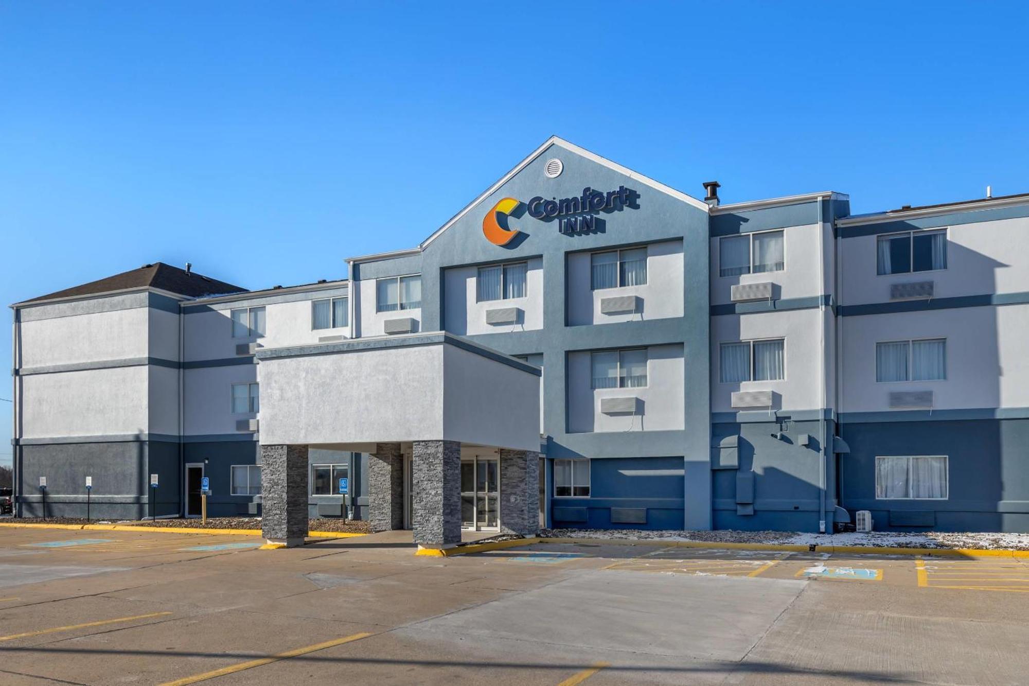 Comfort Inn Davenport East - Bettendorf Eksteriør billede